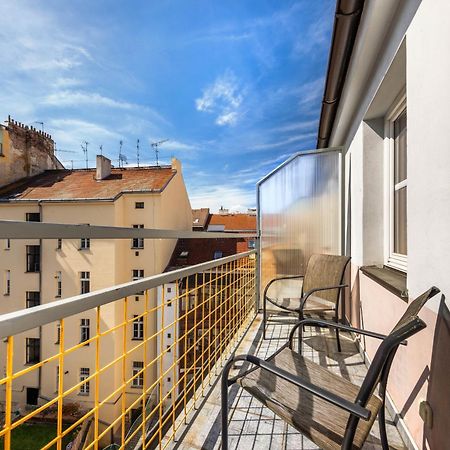 Residence Tabor Прага Екстериор снимка